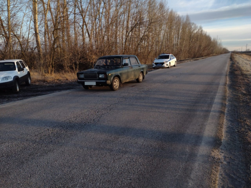 Угонщик напился ради увлекательной поездки на чужом авто под Воронежем  