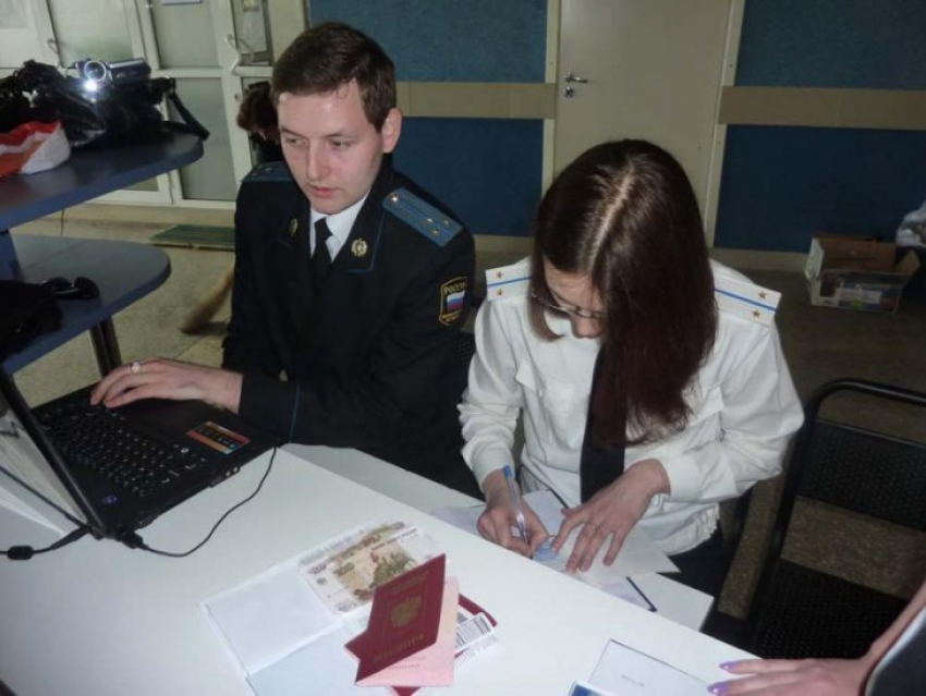 Жительница Воронежа, оставшись без телевизора и компьютера, выплатила долг по кредиту