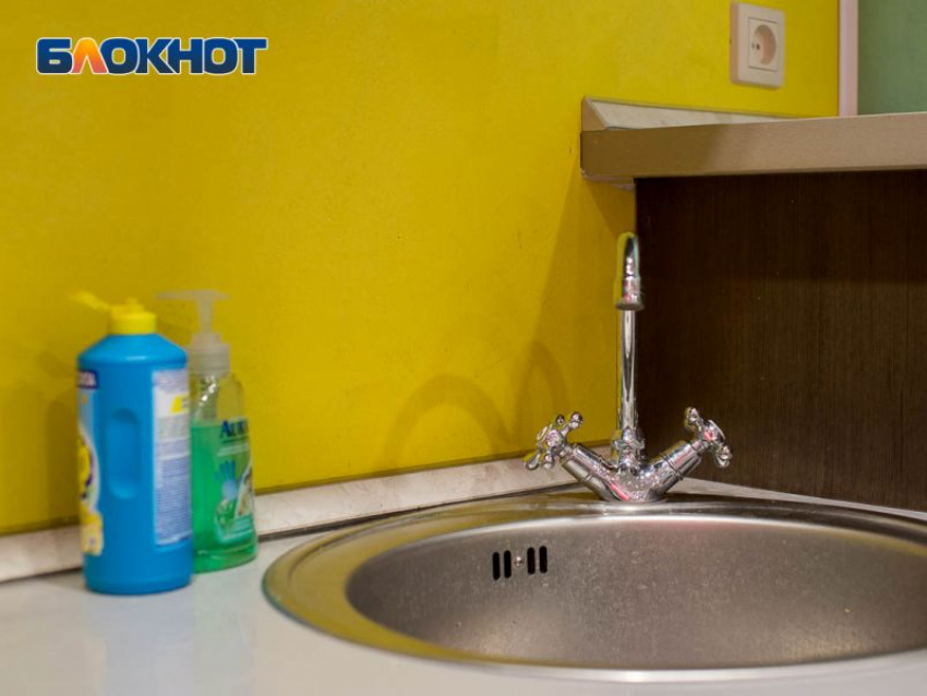 Воронежцам рассказали, куда обращаться при коммунальных авариях на майских праздниках