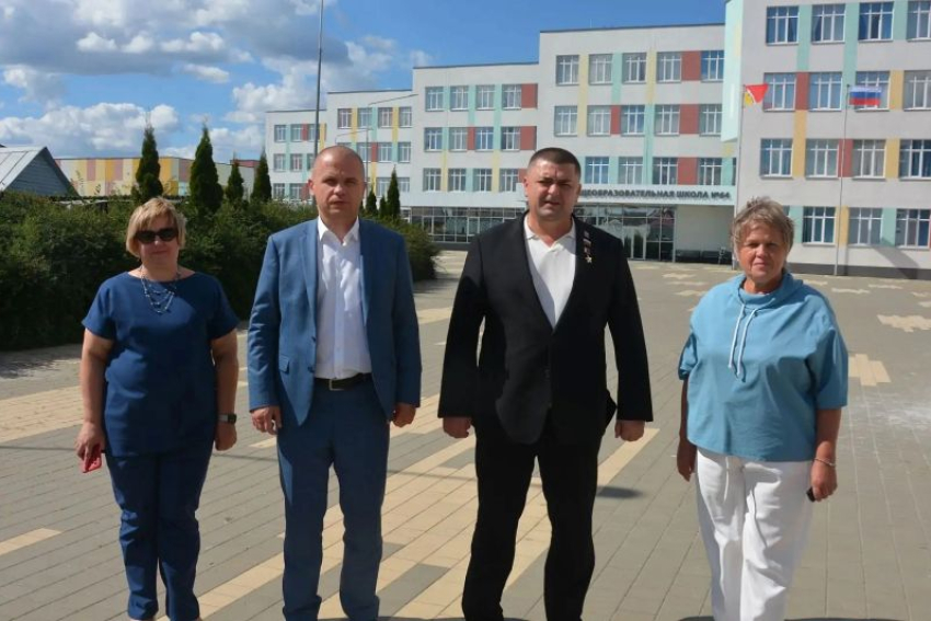 В воронежских школах обсудили ремонт, финансирование и безопасность учеников